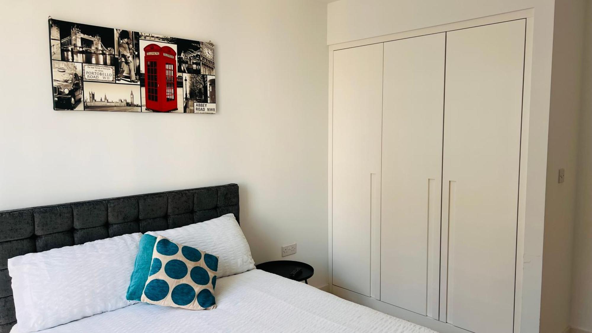 Lush Living - Double Room With Private Bathroom Londra Esterno foto